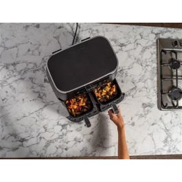 Ninja AF300EU Freidora de Aire 6 en 1 Dual Zone 7.6L, Cocina 2 Alimentos a la Vez, Max Crisp, Asar, Hornear, Deshidratar, Recalentar
