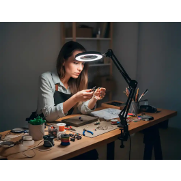 Q-connect Lampara Escritorio Hadar LED 8W 380lm Aluminio con Pinza Lupa Brazo Doble Color Negro