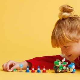 Lego Super Mario Juego de Construcción Moto de Yoshi: Réplica Mario Kart. Set para construir figuras y vehículos, +7 años. Lego Super Mario Juego de Construcción Moto de Yoshi: Réplica Mario Kart. Set para construir figuras y vehículos, +7 años.
