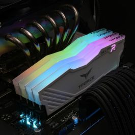 TEAMGROUP T-FORCE DELTA RGB TF4D432G3200HC16FDC01 Módulo de Memoria RAM 32 GB (2x16 GB) DDR4 3200MHz con RGB