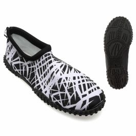 Escarpines Lines Blanco/Negro Escarpines Lines Blanco/Negro Precio: 2.59000016. SKU: S1132408