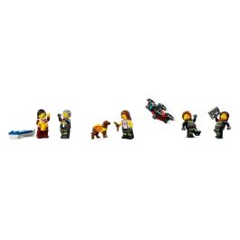 LEGO 60414 Estación de Bomberos y Camión de Bomberos, Figura de Perro de Juguete y 5 Minifiguras, Regalo Infantil