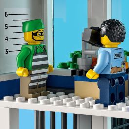 LEGO City 60316 Comisaría de Policía - Juego de Construcción 668 Piezas para Niños y Niñas a Partir de 6 Años, Multicolor