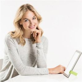 Beurer TL-30 Lámpara de Luz Diurna con Tecnología LED, Ideal para Escritorio y Viaje, Ajustable para Bienestar Invernal