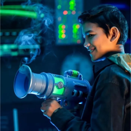 Moose Toys MOO0630996592922 La pistola Prouts definitiva - Despicable Me 4 - 15 sonidos diferentes