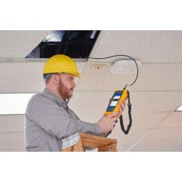 Fluke 800 x 480 Pantalla Táctil Capacitiva Multi-touch, Batería Ion-Litio 6400 mAh 3.6V, LLDP/CDP/FLP, IEEE 802.3af/at/bt