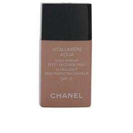Base de Maquillaje Fluida Vitalumière Aqua Chanel Base de Maquillaje Fluida Vitalumière Aqua Chanel