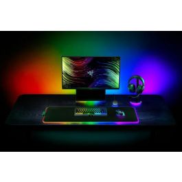 Razer Strider Chroma Alfombrilla de ratón para juegos Negro, RZ02-04490100-R3M1, Poliéster, Retroiluminación LED Multicolor