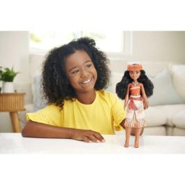 Mattel Hpg68 Muñeca Princesa Vaiana de Disney Articulada con Conjunto de 2 Piezas, Diadema y Collar. Juguete Niña +3 Años