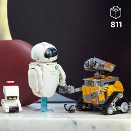 LEGO | Disney y Pixar 43279 WALL-E y EVE - Set de construcción DIY para adultos - Regalo
