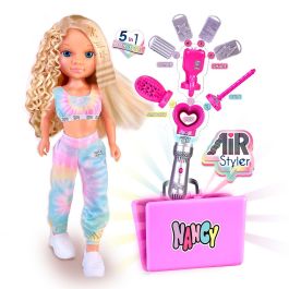 Famosa Nac73000 Muñeca Nancy Air Styler: Crea Peinados Flexibles con Herramienta de Belleza y Accesorios