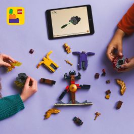 LEGO 71826 Ninjago Pack Combate Spinjitzu del Dragón con Minifiguras Arin y Ras y Spinners