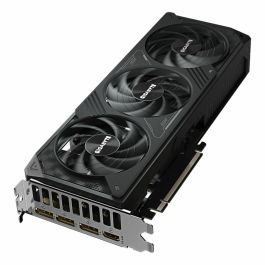GIGABYTE GeForce RTX 5070 WINDFORCE SFF 12G AAAQE25097 Tarjeta Gráfica GDDR7 7680x4320 PCI-E 5.0
