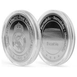 REAL MADRID Moneda Plateada Oficial Estadio Bernabéu Coleccionista Precio: 10.58999986. SKU: B14XP8XBNK