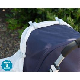 KioKids Pinzas de Sujeción Segura para Muselinas de Bebé - Pack 4 Unidades Color Gris, Diseño de Pez para Carrito, Cuna y Silla de Paseo KioKids Pinzas de Sujeción Segura para Muselinas de Bebé - Pack 4 Unidades Color Gris, Diseño de Pez para Carrito, Cuna y Silla de Paseo