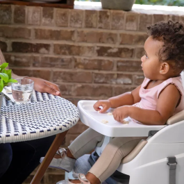 Ingenuity Silla Elevadora 2 en 1 - Gris Perla