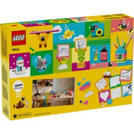 LEGO 11042 Caja Feliz Creativa Classic, Set de Construcción con 680 Ladrillos y Elementos Especiales, Guía Inspiradora y 10 Modelos Rápidos para Niños +5 Años