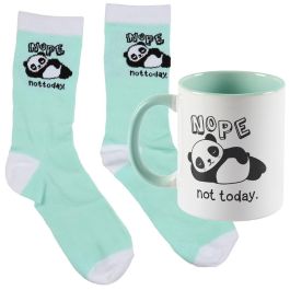 The Concept Factory Juego de Taza y Calcetines Colección Kawaii