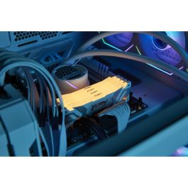 Kingston 64GB DDR5 6400MT/s CL32 FURY Renegade RGB White XMP - Kit 2 Módulos DIMM