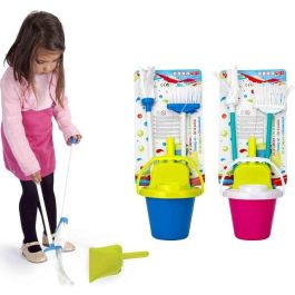 Conjunto de limpieza escoba ,recogedor, cubo y fregona - modelos surtidos Precio: 7.49999987. SKU: S2408126