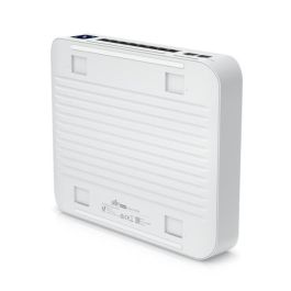Ubiquiti Fully managed, L3, 8x 2.5GbE RJ-45 ports, 2x 10G SFP+ ports, 80 Gbps switching capacity, PoE, UniFi Network Ubiquiti Fully managed, L3, 8x 2.5GbE RJ-45 ports, 2x 10G SFP+ ports, 80 Gbps switching capacity, PoE, UniFi Network