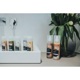 Hunter Champú Pure Wellness para Perros con Aceite de Aguacate Hidratante. Ideal Pelo Seco, Aporta Suavidad y Brillo. 200 ml