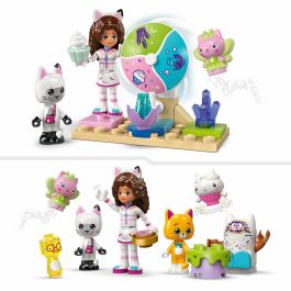 Lego Casa de Muñecas Mágica de Gabby 11205 Montaña de Golosinas y Jardín de Hadas de Kitty