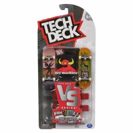 Tech Deck Monopatín Fingerboard con Accesorios para Skate - Pack 2 Unidades, Incluye Obstáculo y 4 Cartas - Modelos Surtidos