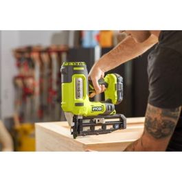 Ryobi R16GN18-0 Clavadora de Acabado 16G de Aire Comprimido ONE+ 18V - Puntas 19-64mm, Cabeza 1.6mm, Cargador 100