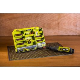 Caja RYOBI RAR800K-150 - 150 piezas multiusos con sistema Twist Lock Caja RYOBI RAR800K-150 - 150 piezas multiusos con sistema Twist Lock