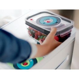 Bosch Set de Vacío para Alimentos con Bomba 500 mbar, 1 Caja con Bandeja (1.0L) y 6 Bolsas de Congelador Zip/Corredera (3x 1.2L, 3x 3.8L) Bosch Set de Vacío para Alimentos con Bomba 500 mbar, 1 Caja con Bandeja (1.0L) y 6 Bolsas de Congelador Zip/Corredera (3x 1.2L, 3x 3.8L)
