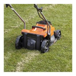 Black & Decker BCMW3318L2-QW Cortacésped Inalámbrico Litio 18V 33 cm, 2.5Ah con 2 baterías y cargador