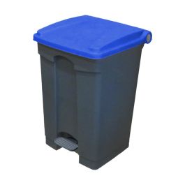 CAMBRO - WBFC45L-186 - CUBO DE BASURA 45L CON PEDAL Y TAPA - 57,2 x 39,1 x 36,8 cm - BASE GRIS Y TAPA AZUL Precio: 55.50000049. SKU: B1DA89EHBY