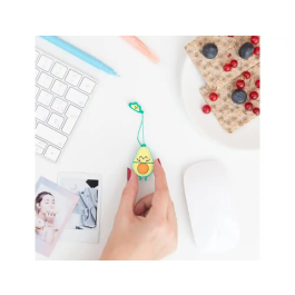 Mr.Wonderful Pendrive USB 32 GB Llavero con Forma de Aguacate, Memoria Flash, Incluye Adaptador USB-C, Compatible con Windows, MacOS, Linux