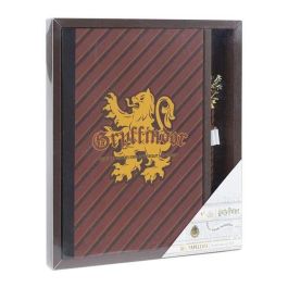 Cerdá Set Papelería Harry Potter Casa Gryffindor Coleccionable | Artículos Escritura Rojo Oficial Papel Plástico 22x22x2.5cm Precio: 9.59288. SKU: S0734204