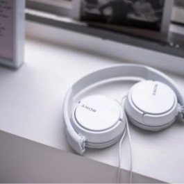 Sony MDRZX110APW Auriculares con Micrófono, Jack 3.5, Blancos