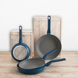 Quid Sartén Baltic Aluminio Estampado 26 cm, 5 Unidades - Doble Antiadherente, Sin PFOA, Apta Inducción/Todas Cocinas, Lavavajillas, Blanco Quid Sartén Baltic Aluminio Estampado 26 cm, 5 Unidades - Doble Antiadherente, Sin PFOA, Apta Inducción/Todas Cocinas, Lavavajillas, Blanco