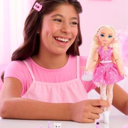 Barbie Muñeca Dream Besties Malibu JKP50 Mattel Muñeca de Moda con Accesorios Temáticos y Gatito, Idioma: English, francés, alemán, portugués, español