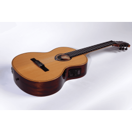 LAG Guitarra Classic Nylon Hyvibe CHV15E Zurdos – Smart, Autoamplificada con Multiefectos y Altavoz Bluetooth de Cedro Rojo Sólido