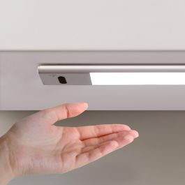 Emuca Aplique LED recargable por USB Kaus con sensor táctil de proximidad, L240mm, Plástico y Aluminio, Anodizado mate