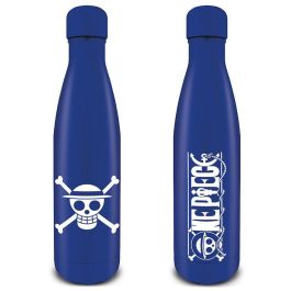 BOTELLA METÁLICA LOGO ONE PIECE &amp; EMBLEMA PIRATAS SOMBRERO DE PAJA AZUL 540 ML PYRAMID REDSTRING MDB25506 Precio: 23.50000048. SKU: B18KC4VHPK