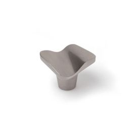 Pomo Rei 749 Metal 32 x 31 mm Satinado Níquel 4 Piezas Precio: 12.68999963. SKU: B177RK6GE9