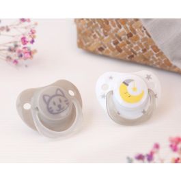 KioKids Chupete Ortodóntico para Bebés 6-18M. Tetina Silicona Alta Calidad Pack 2 Und. Diseño Gatito Gris Colección Soft Nordic Precio: 2.50000036. SKU: B1HHQS3XFT