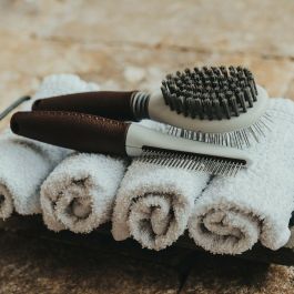 Hunter Peine de Cuidados M Púas Rotatorias para Desenredar Pelajes Largos y Medios