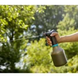 GARDENA 11110-20 Pulverizador de Presión 0.75 L Negro con Boquilla Ajustable para Jardín y Hogar