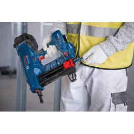 Bosch GNB 18V-38 Clavadora de hormigón a batería Inalámbrica de 18V