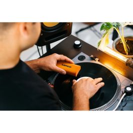 Lenco L-3810 - Tocadiscos de accionamiento directo con puerto USB y preamplificador incorporado, color gris mate