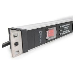 Digitus PDU 1HE Regleta de Enchufes Conmutada con Protección Sobrecarga, 5 Tomas Schuko, 16A, 230V, Perfil Aluminio, Negro