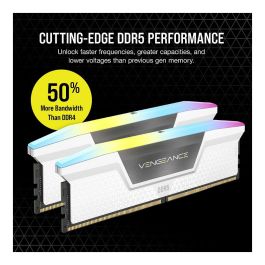 Corsair CMH64GX5M2B6000C30W 64GB DDR5 6000MHz CL30 Kit (2x32GB) Vengeance RGB W para PC
