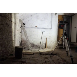 Bosch Professional GLI 18V-4000 C Lámpara Inalámbrica 0601446800 solo cartón